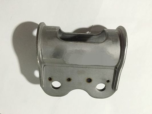 Stamping Bracket Shock Absorber Suku Cadang Mobil Dengan SAE1010 Dari Nikel Berlapis L Digunakan Di Mobil